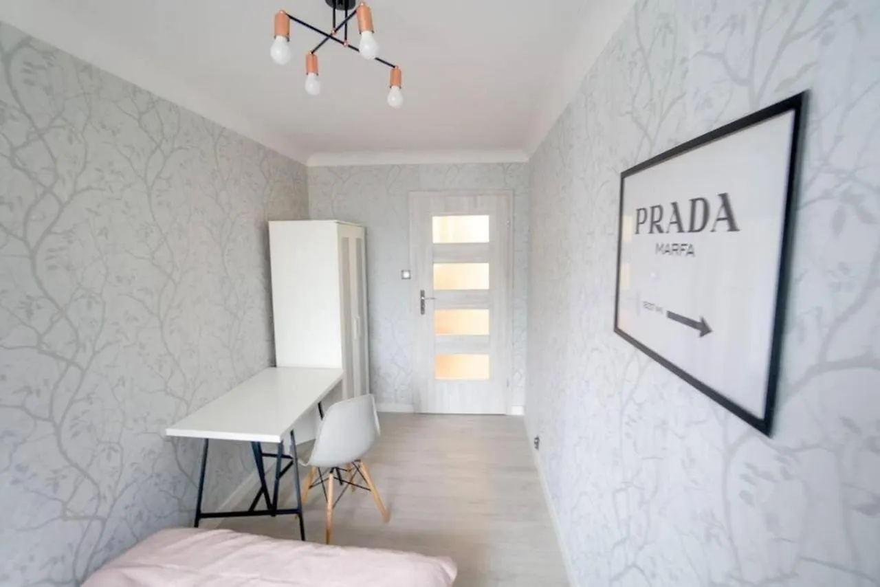 Cosy And Stylish- Golden Apartments- City Center Warsaw Poland